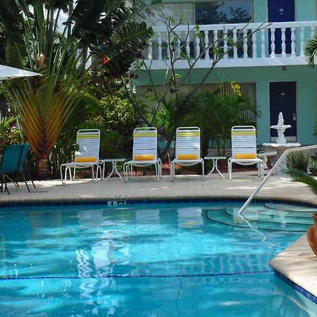 Cheston House - Clothing Optional All Male Guesthouse フォート・ローダーデール エクステリア 写真